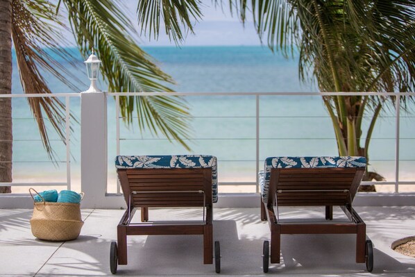 Sun deck - Sam-kah Karibu Beach House (Koh Samui)