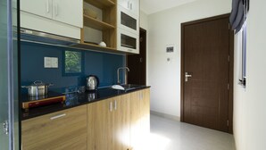 Deluxe Apartment, Balcony | Room amenity - Vin Apartment (Da Nang)