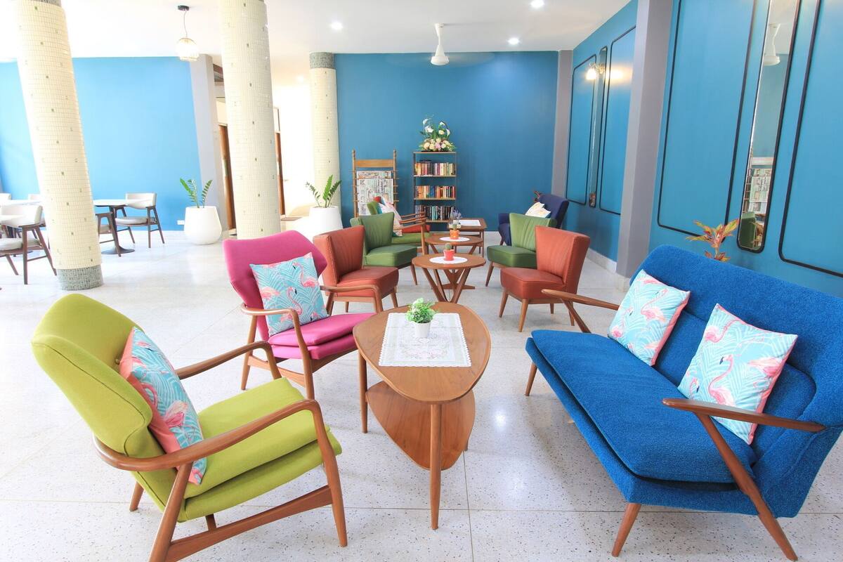 Basic Double Room, 1 Bedroom | Living area