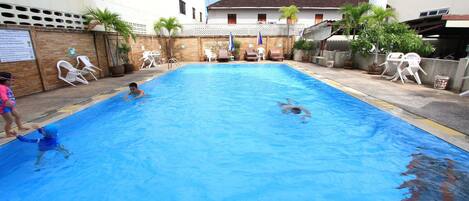 Alberca al aire libre