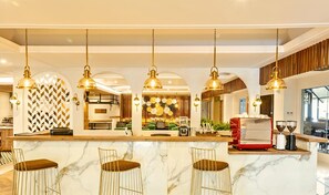 Cafe - Hotel Gren Alia Cikini (Jakarta)