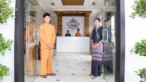 Reception - Silver Lake Hotel (Nyaungshwe)