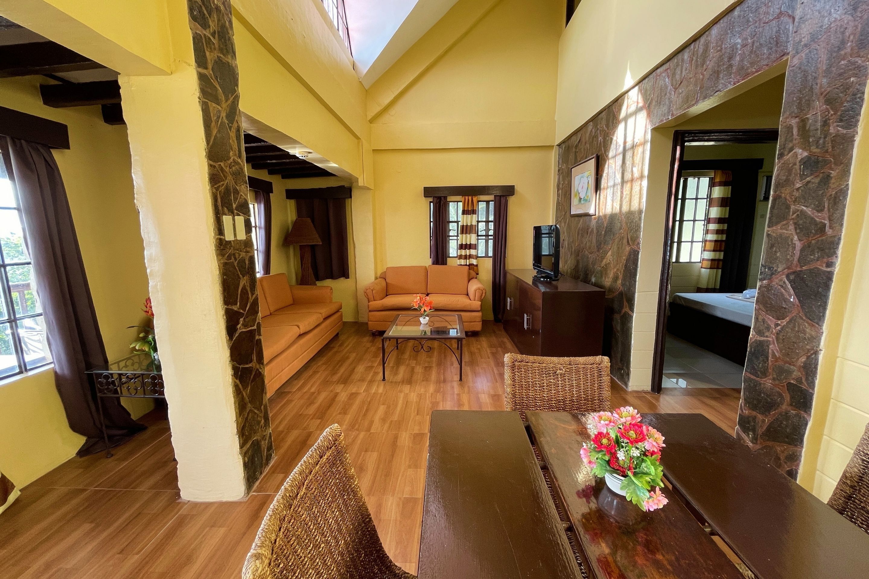 Deluxe Family Room | Iron/ironing board