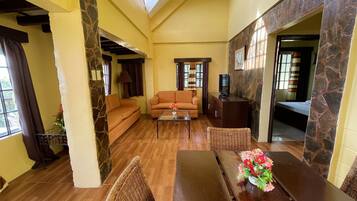 Deluxe Family Room | Iron/ironing board