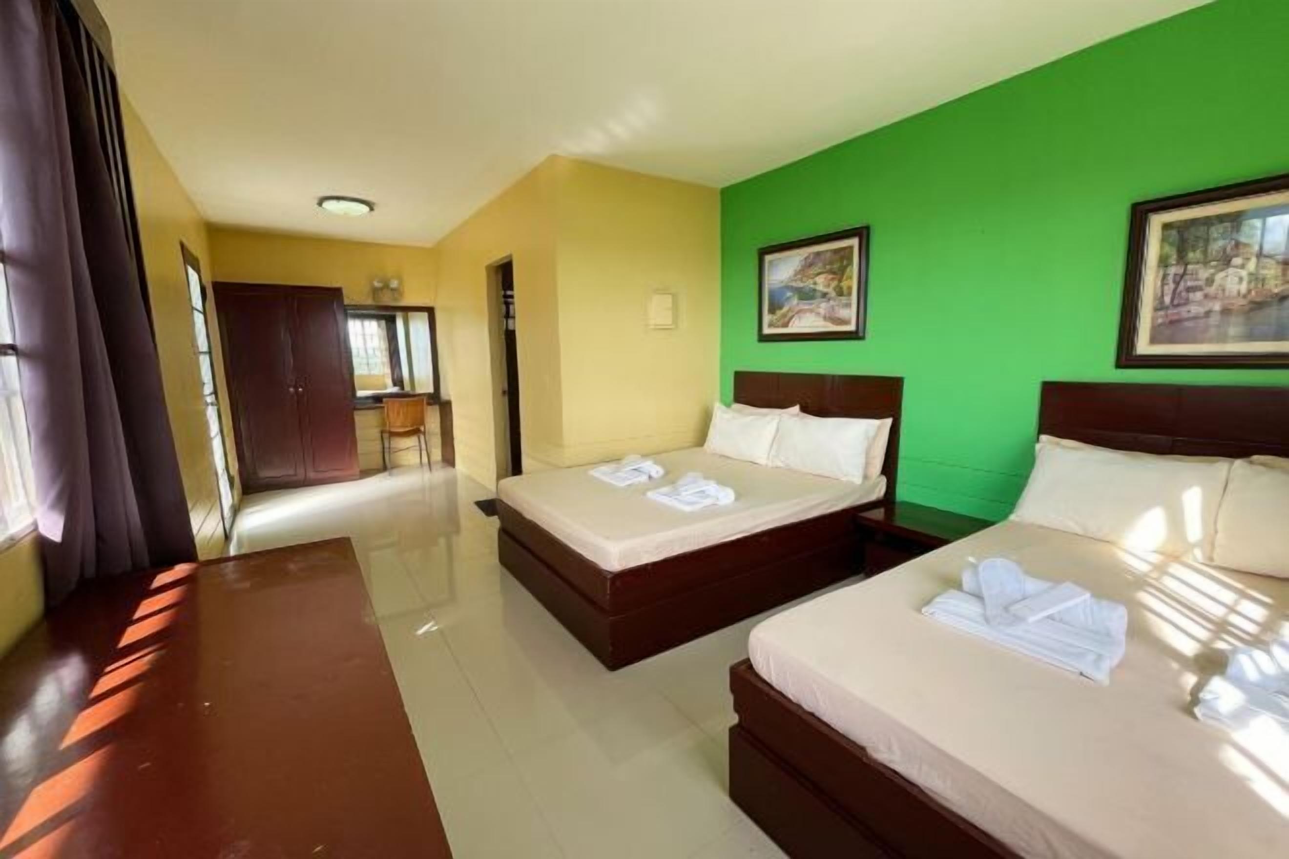 Fer et planche à repasser