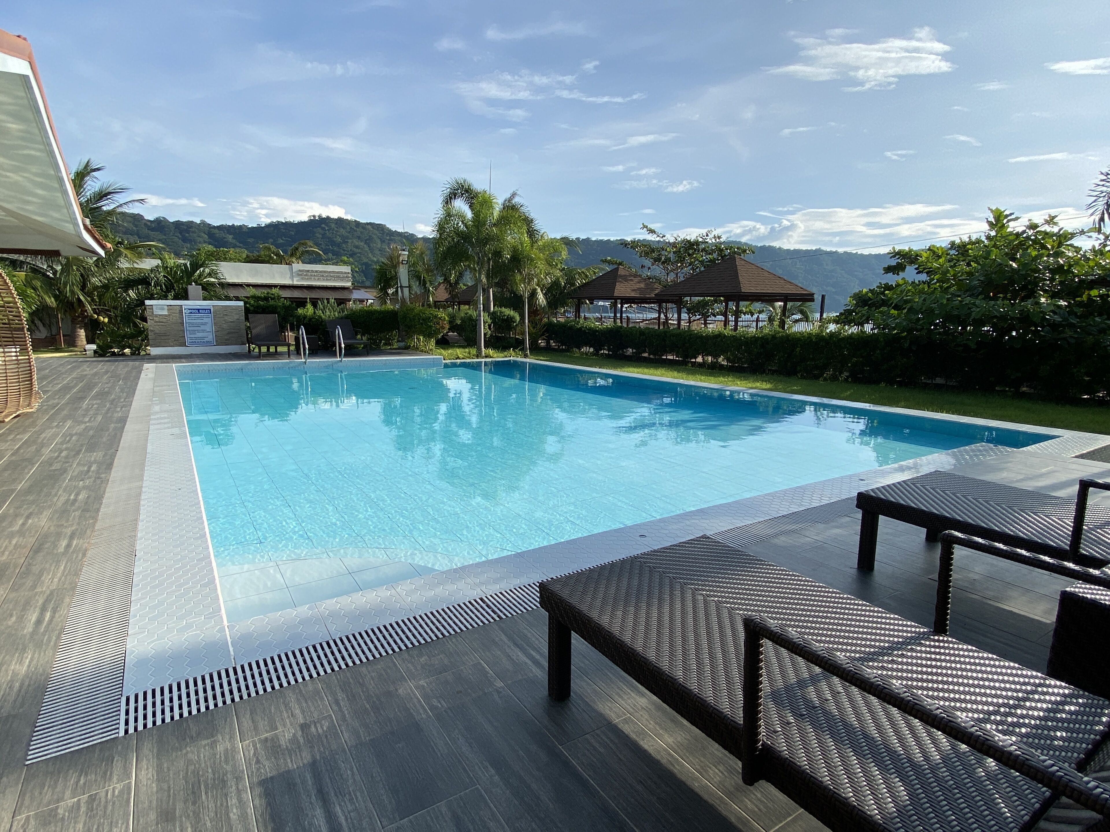 室外游泳池，收费帐篷屋