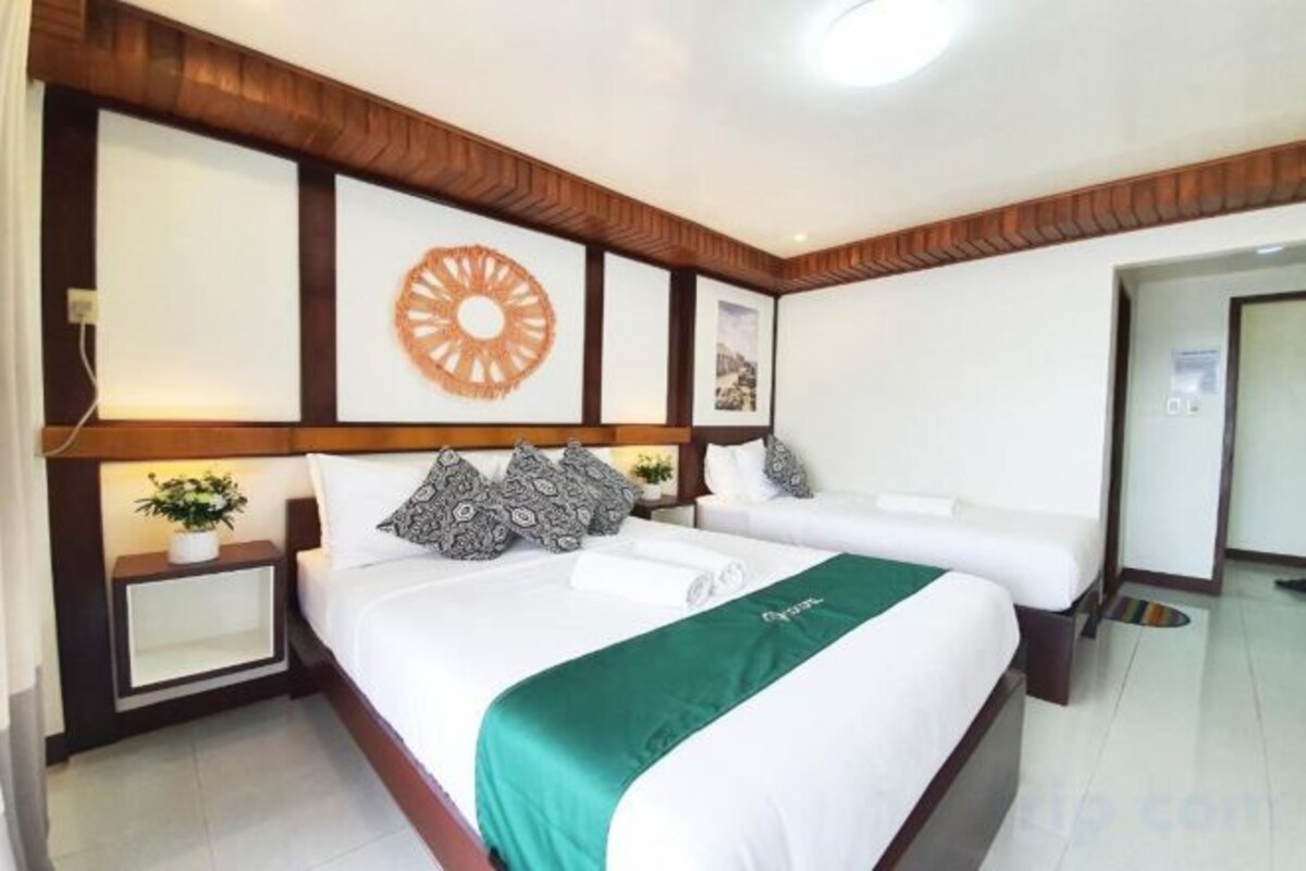 Triple Deluxe Room