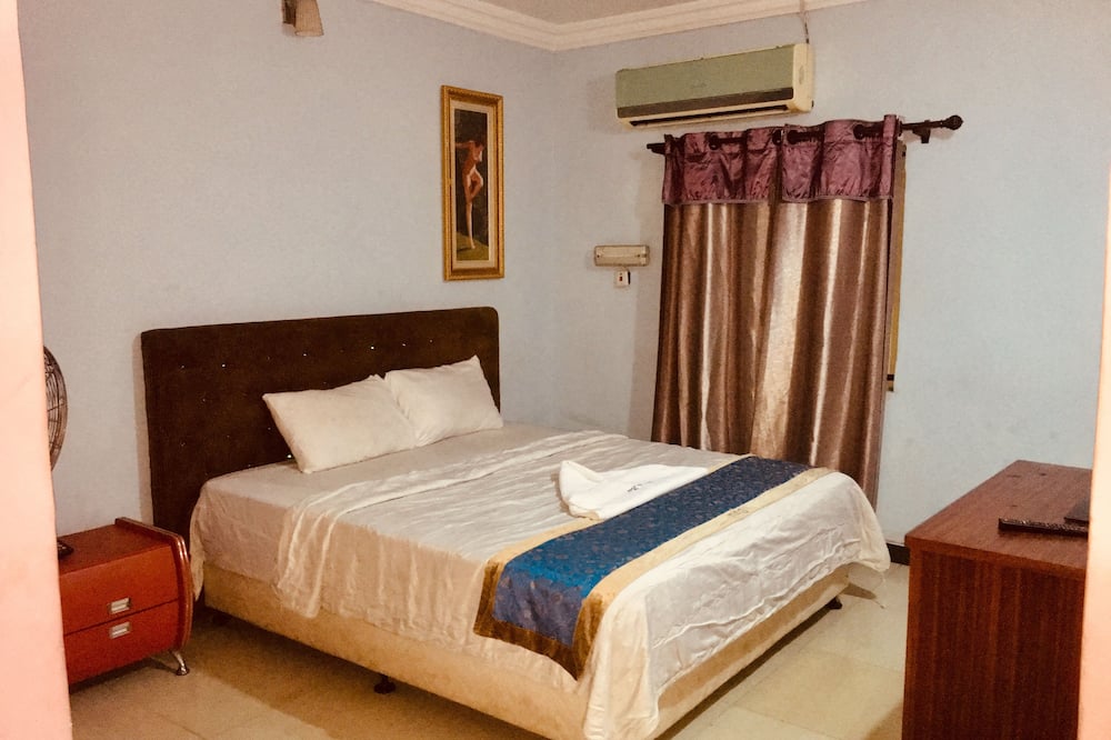 Golden Home Inn Hotel & Suites