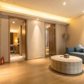 行政套房 | 客厅 | 液晶电视