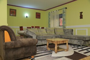 Interior - Mutundwe Villa (Kampala)