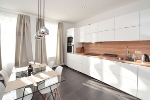 Private kitchen - Central Sauna & Loft Apartments (Leipzig)