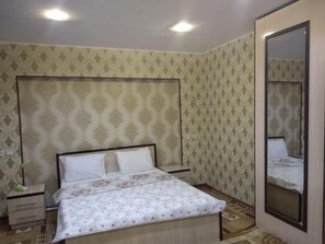 Standard Double Room | Desk, iron/ironing board, free WiFi, bed sheets - Nozisayyoh (Bukhara)