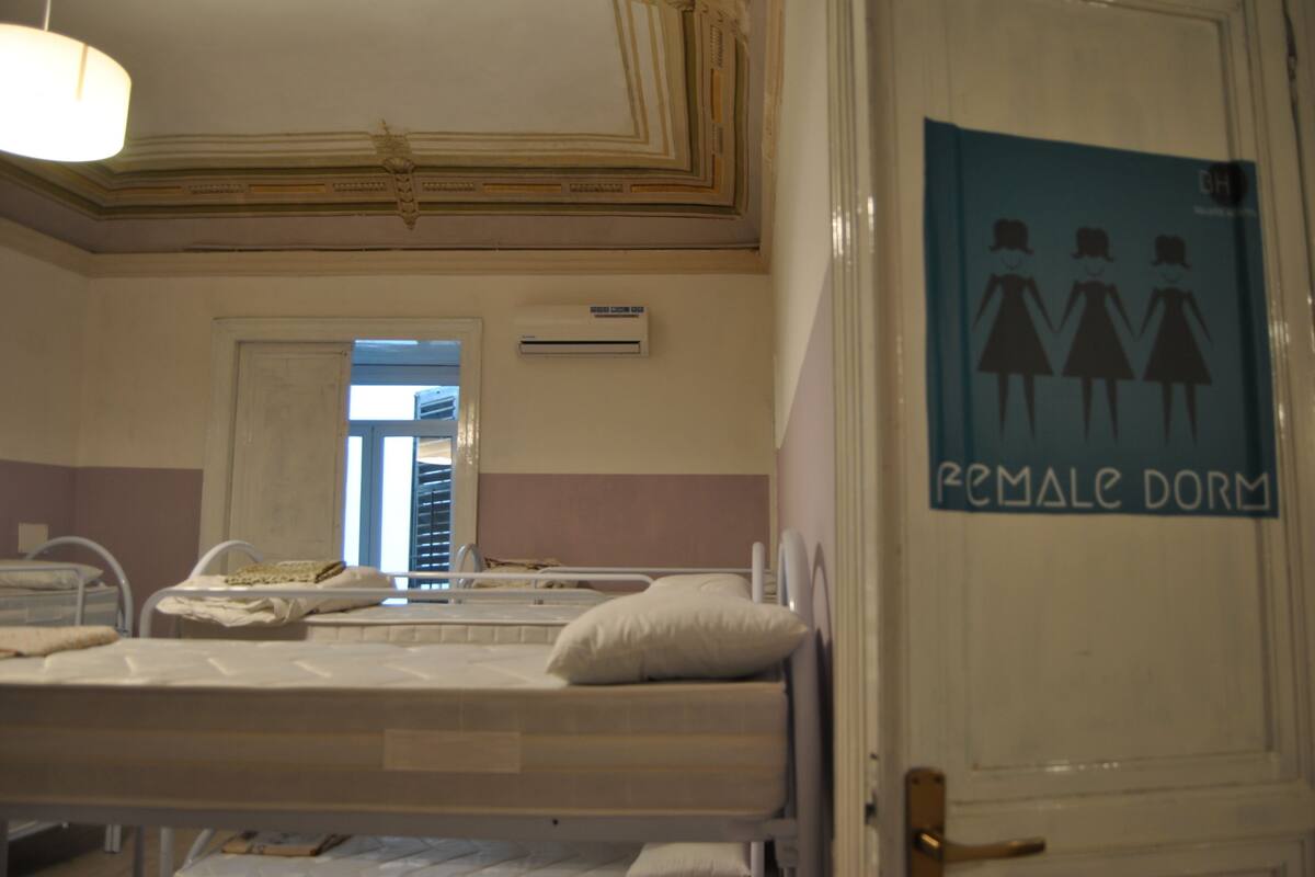 Soundproofing, free WiFi, bed sheets
