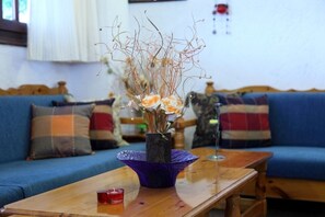Interior detail - Hotel Nostos (Lefkada)