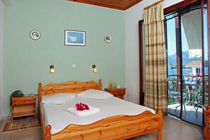 Double Room, Sea View | Soundproofing, free WiFi, bed sheets - Hotel Nostos (Lefkada)