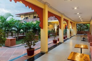 ลานระเบียง/นอกชาน