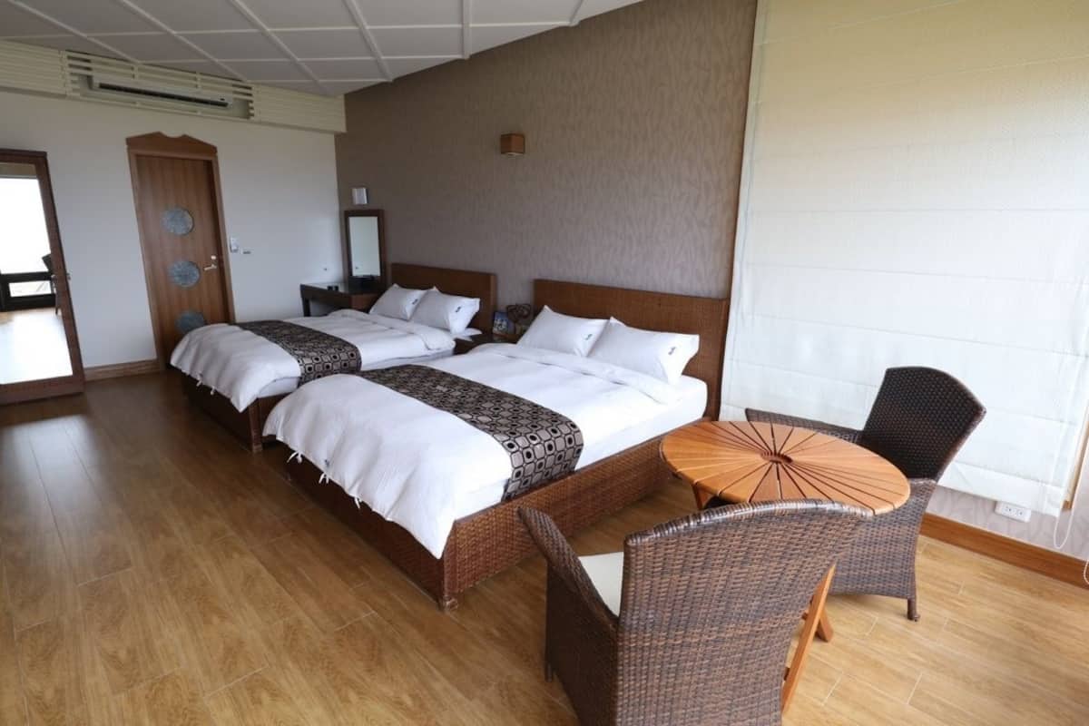Quadruple Room, Ocean View | Desk, WiFi (free), bed sheets