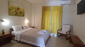 Apartment, 1 Queen Bed | 1 bedroom, individually decorated, individually furnished