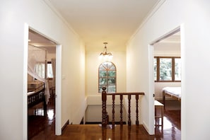 4 habitaciones, escritorio, cortinas blackout y wifi gratis 