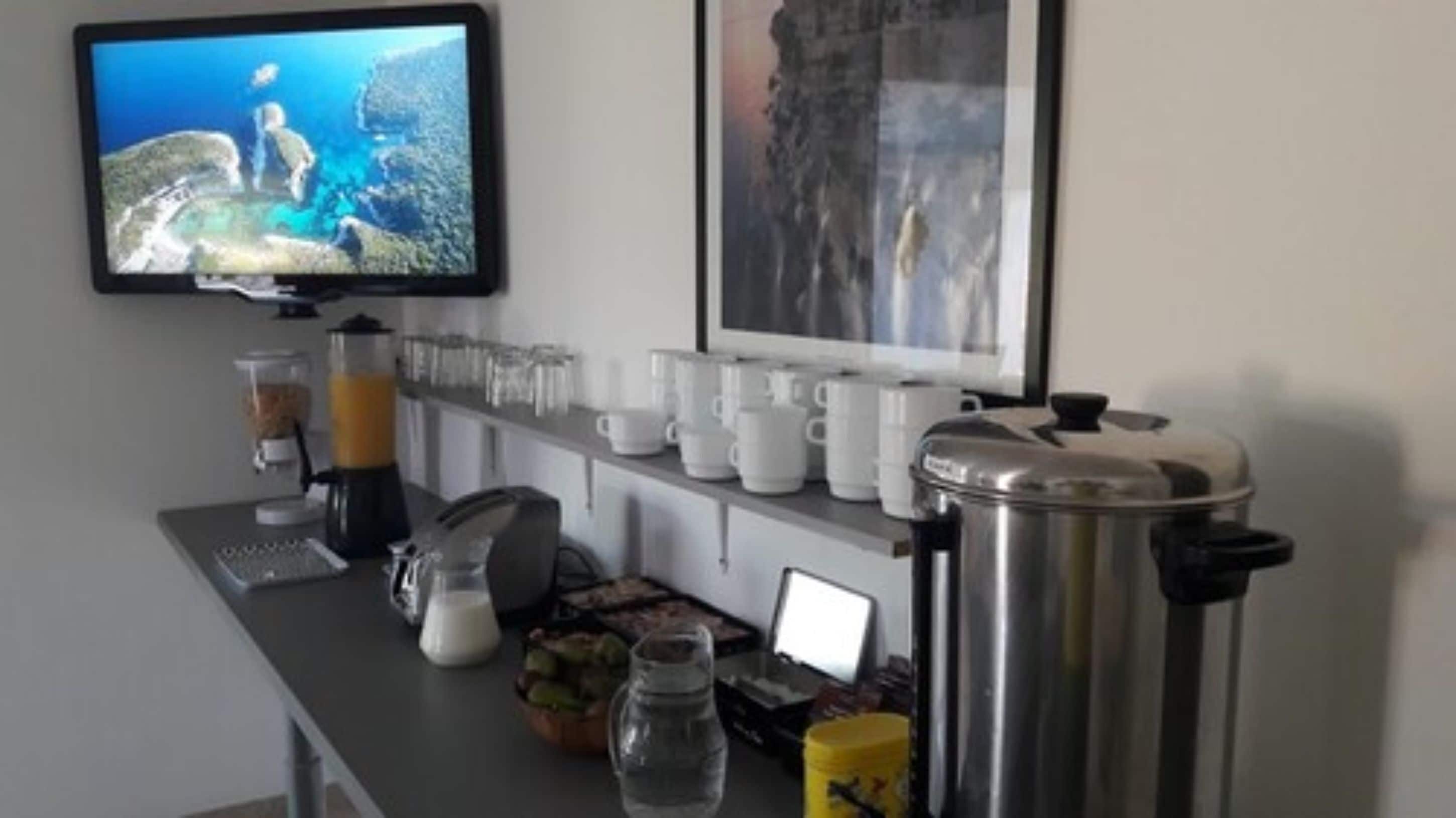 daily continental breakfast (eur 15.00 per person)