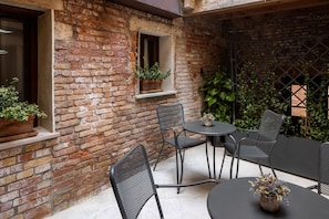 Courtyard - Residenza Venezia | UNA Esperienze (Venice)