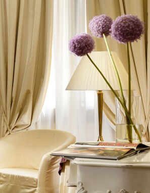 Hypo-allergenic bedding, minibar, in-room safe, desk - Residenza Venezia | UNA Esperienze (Venice)