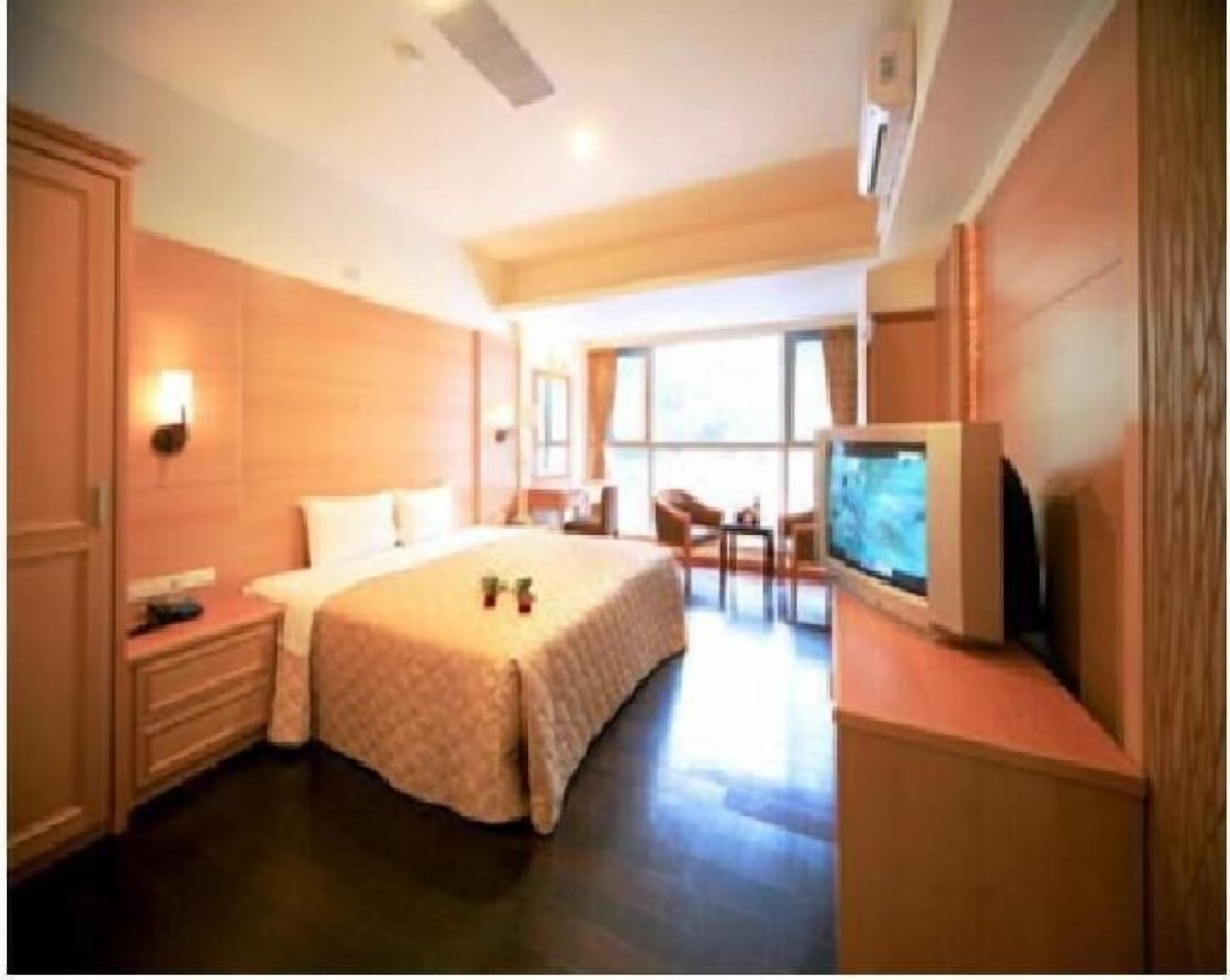 Decoración personalizada, muebles diferentes y escritorio 