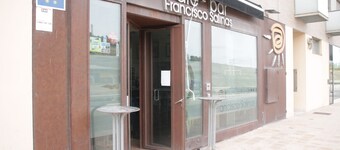 Hostal Francisco Salinas