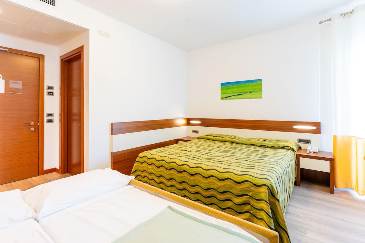 In-room safe, desk, free WiFi, bed sheets