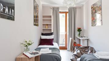 Deluxe Apartment | 2 bedrooms, desk, laptop workspace, soundproofing