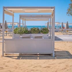 Private beach nearby, white sand, sun-loungers, beach umbrellas