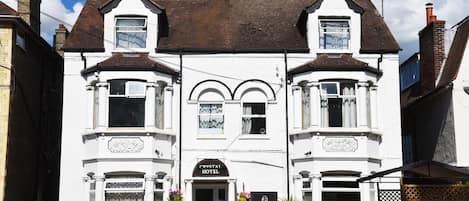 Fachada del alojamiento