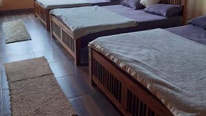 Family Quadruple Room - Whispering Woods (Wadawalakanda)