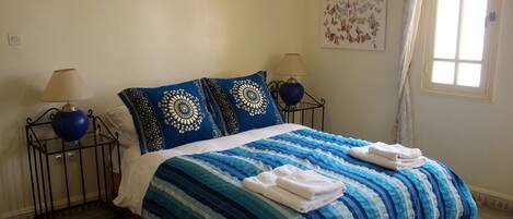 Double Room | Premium bedding, desk, free WiFi, bed sheets