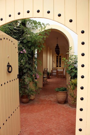 Entrada de la propiedad