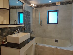 Bathroom - Hostmandu (Lalitpur)