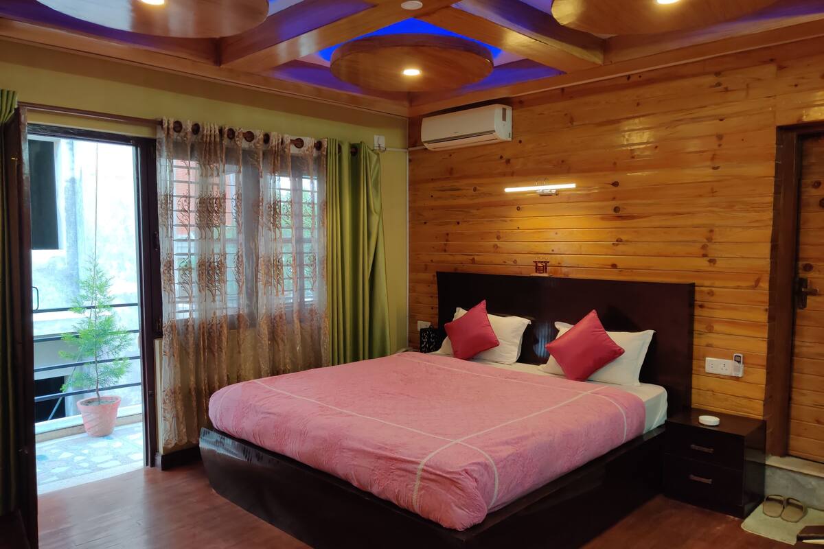 Presidential Room