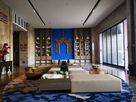 Lobby sitting area