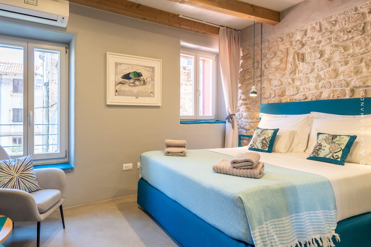 1 habitación y ropa de cama de alta calidad