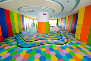 Aire de jeu intérieure pour enfants