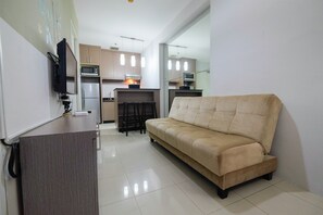 Apartment, 2 Bedrooms | Living area