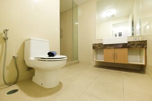 Apartemen, 2 kamar tidur | Kamar mandi | Shower, perlengkapan mandi gratis, handuk, dan sampo