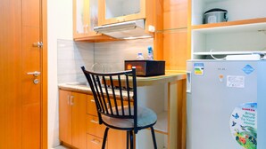 Apartemen, 2 kamar tidur | Makan di kamar