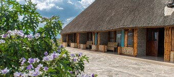 Kyaninga Royal Cottage