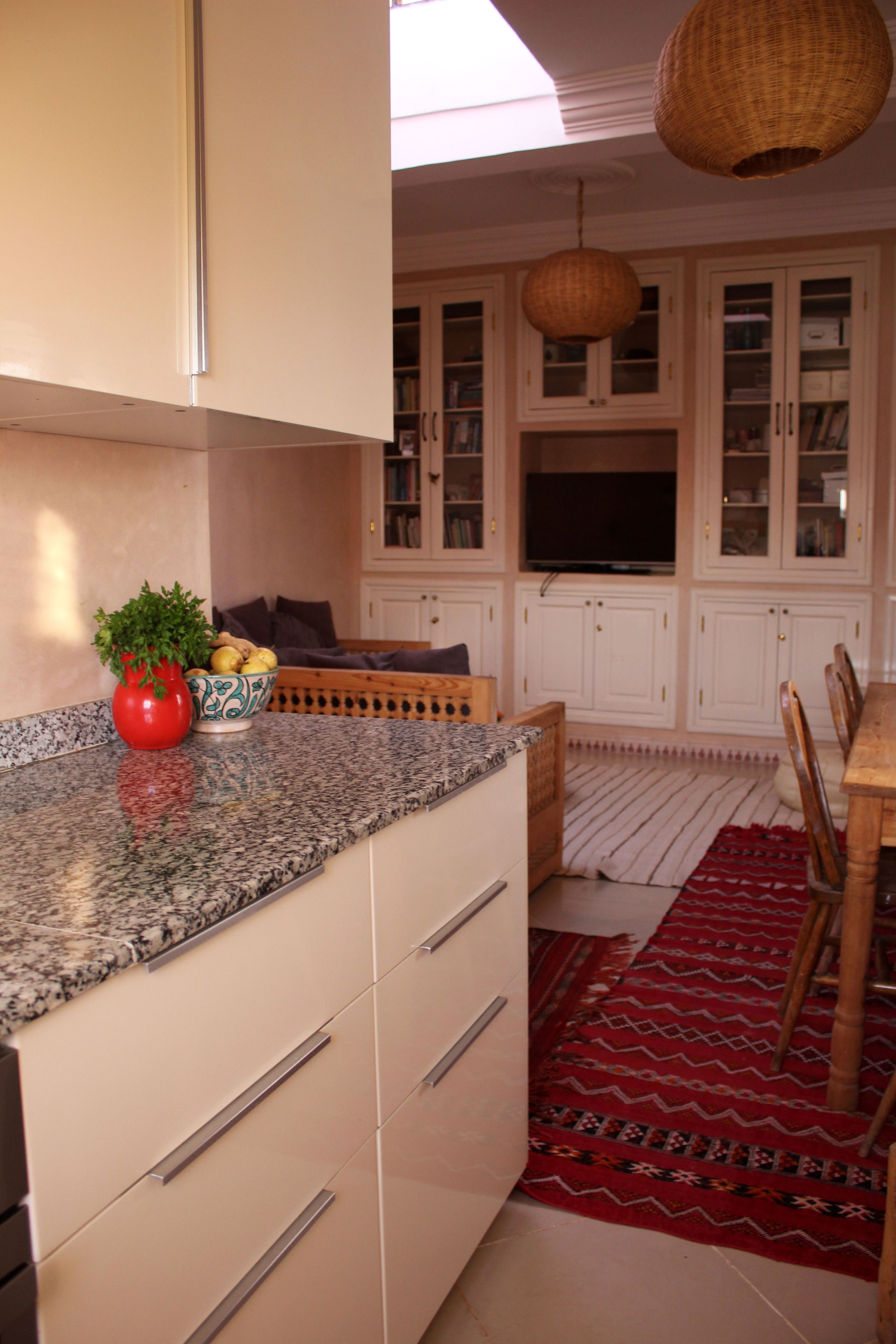 公寓 | 共用厨房 | 冰箱、微波炉、烤箱、炉灶