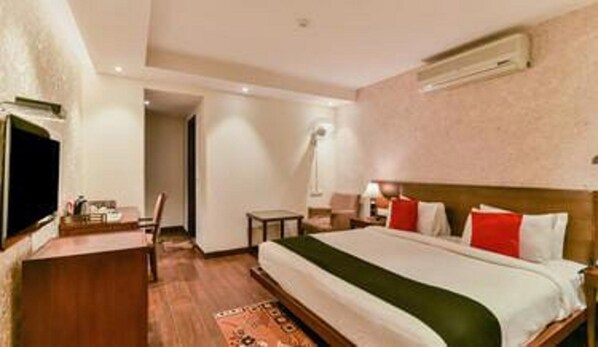 Yhden hengen deluxe-huone | Tallelokero huoneessa, yksilöllisesti sisustettu