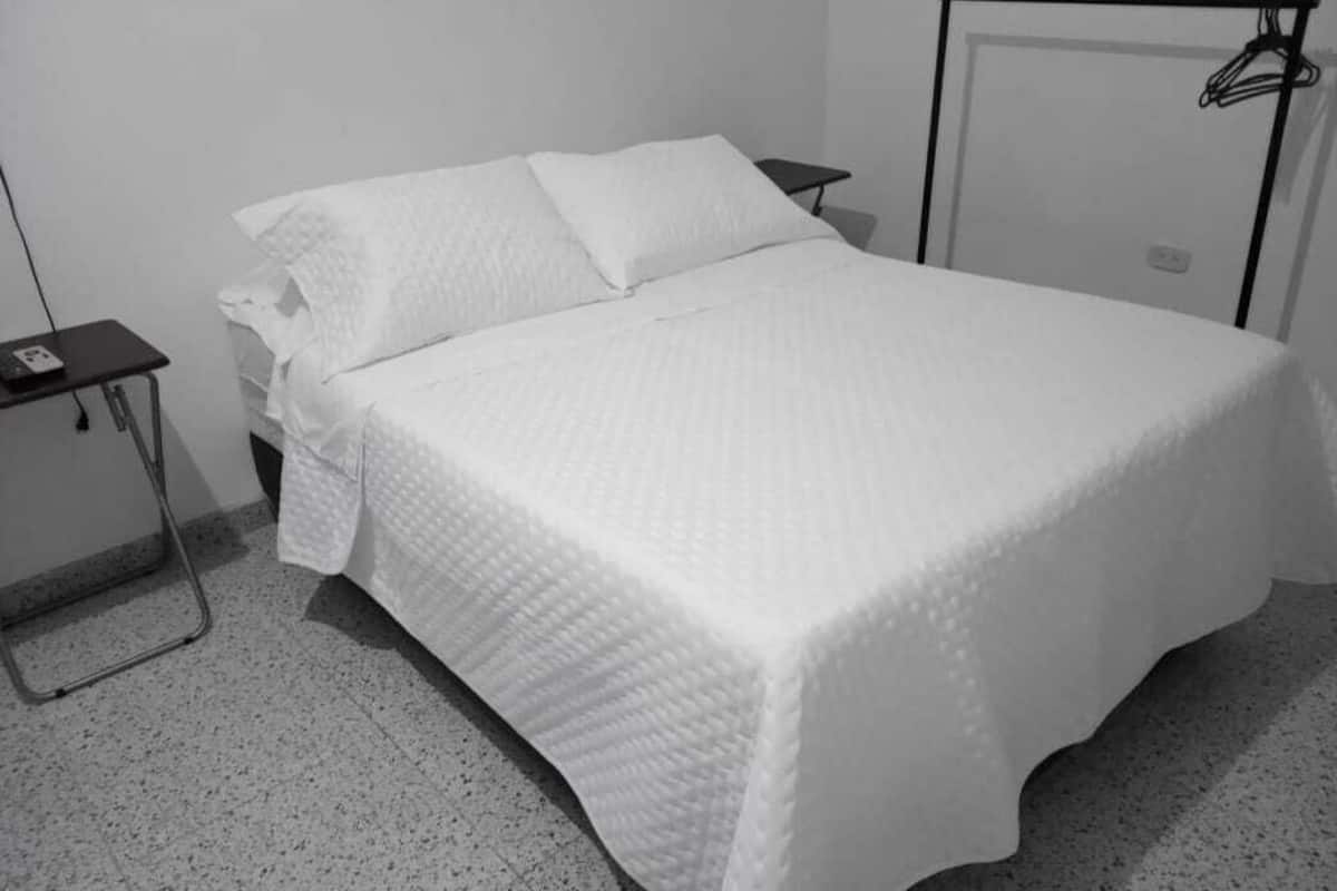 Free WiFi, bed sheets