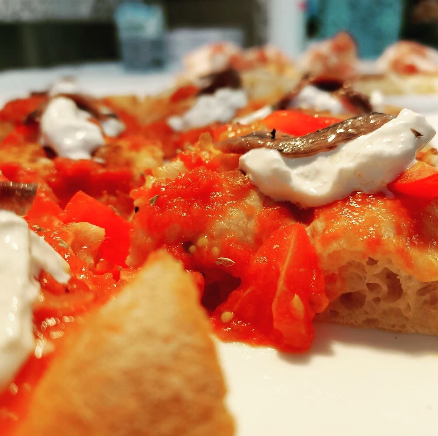 lunch and dinner served, italian cuisine