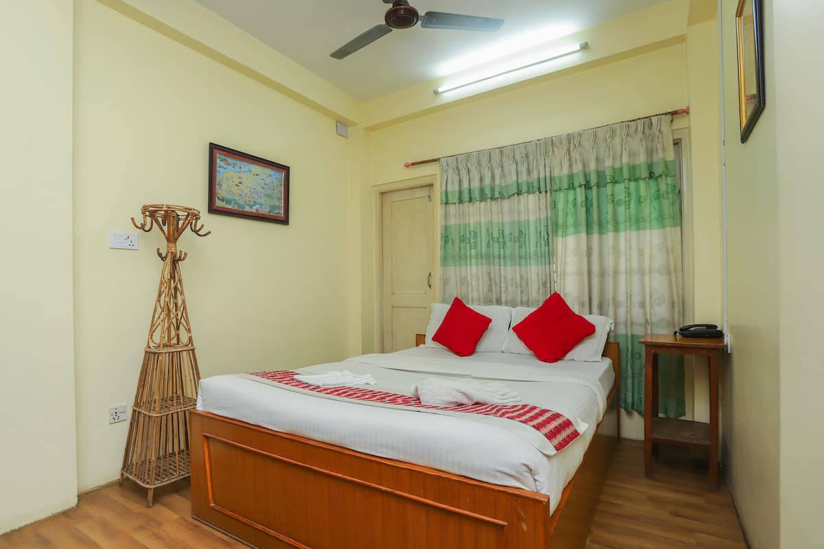 Kamar Double atau Twin Standar | Seprai premium, setrika/meja setrika, Wi-Fi gratis, dan seprai linen