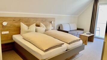 Chambre Double Confort (Mosel view) | Rideaux occultants, chambres insonorisées, lits bébé (gratuits)